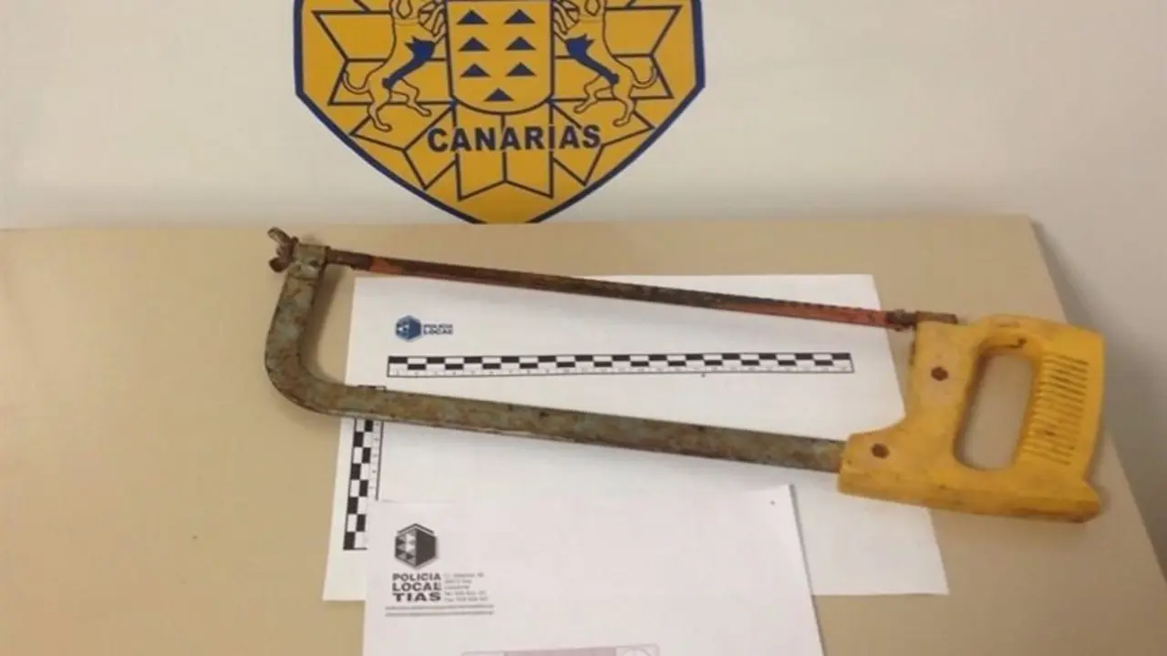 Material encontrado a la víctima