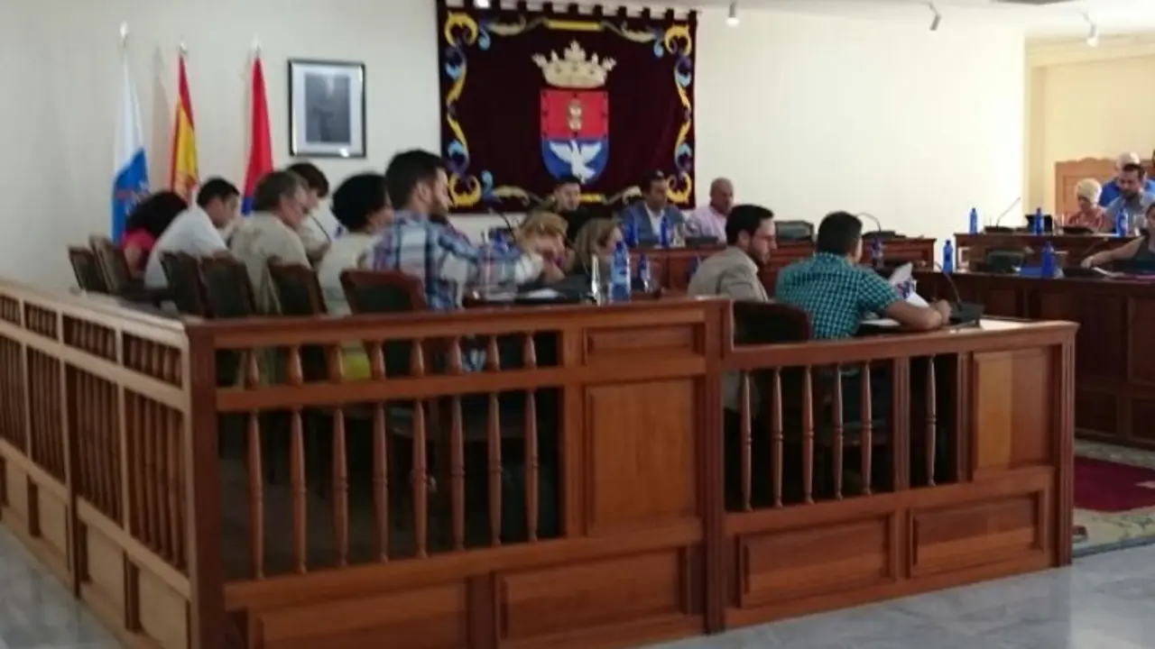 Pleno del Ayuntamiento de Arrecife 4