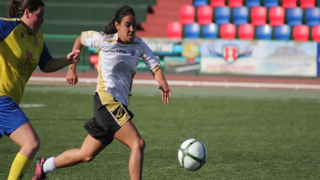 FUTBOL FEMENINO (6)