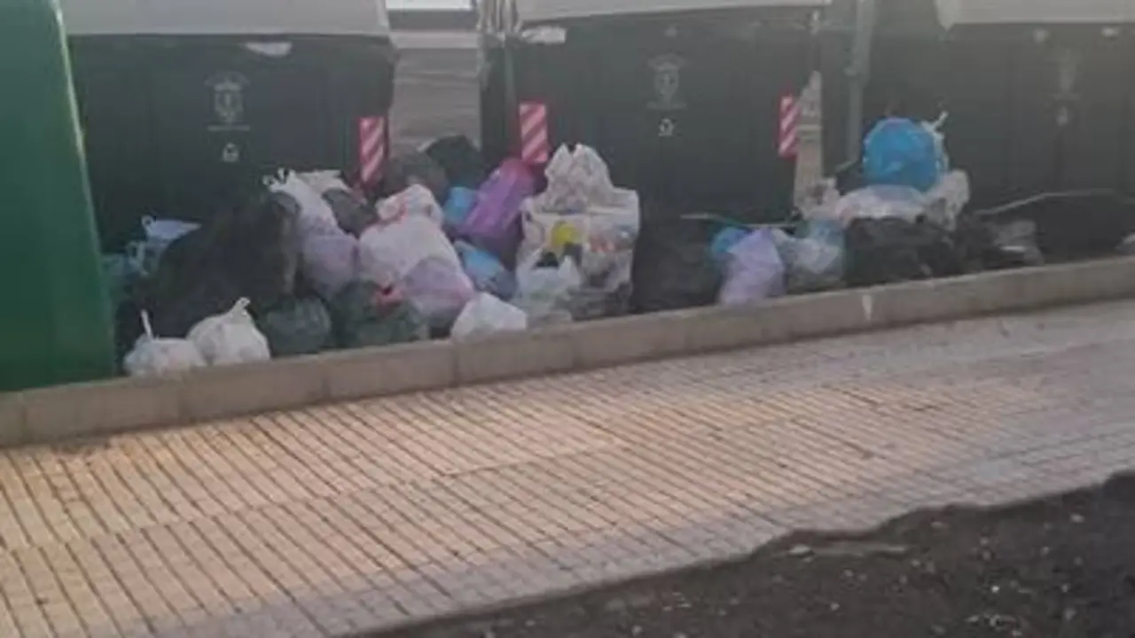 Arrecife, ciudad de basuras