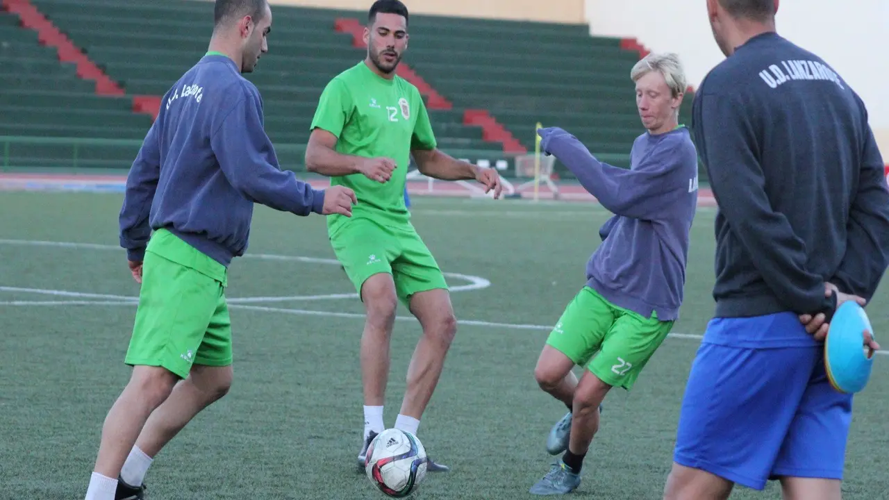 ENTRENAMIENTO UD LANZAROTE (2)