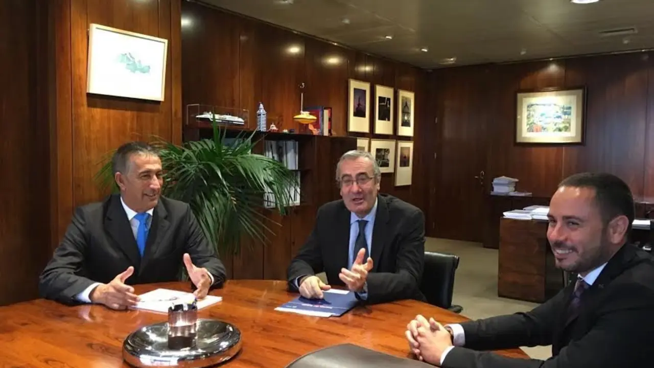 Reunión senador con presidente de Puertos del Estado