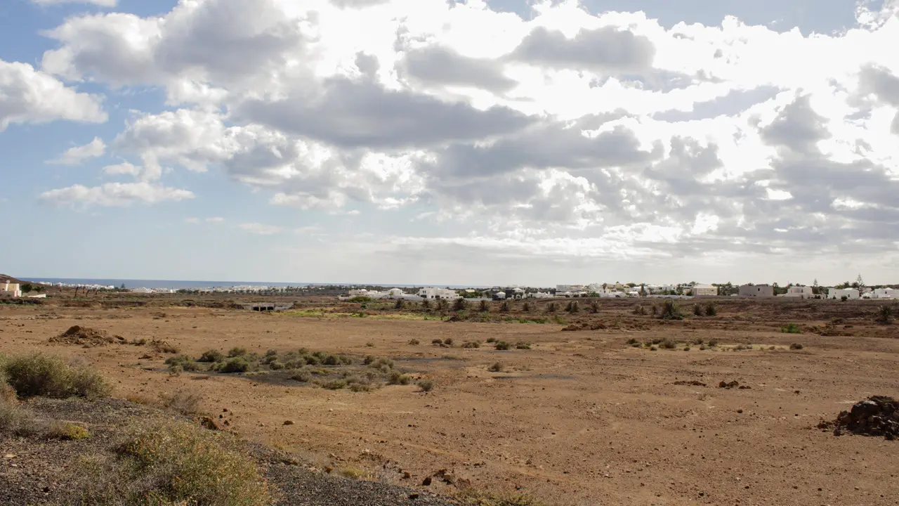 Terrenos Campo futbol Costa Teguise