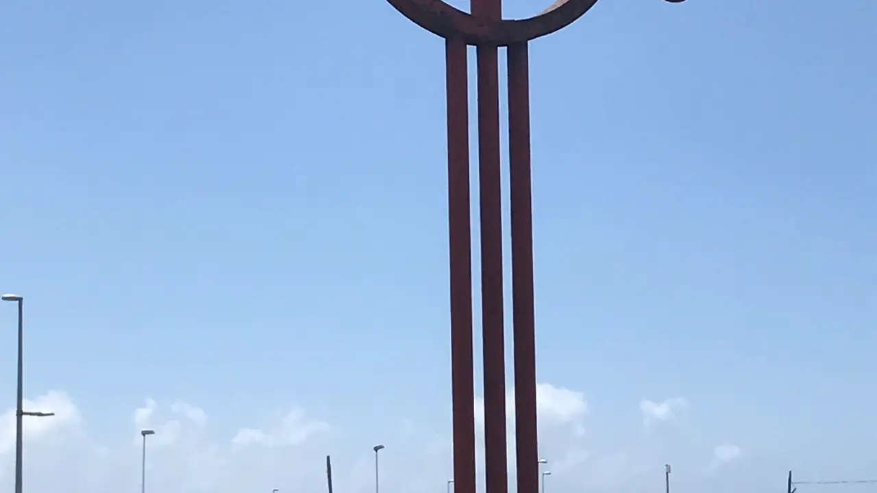 Escultura de Andrés Allí