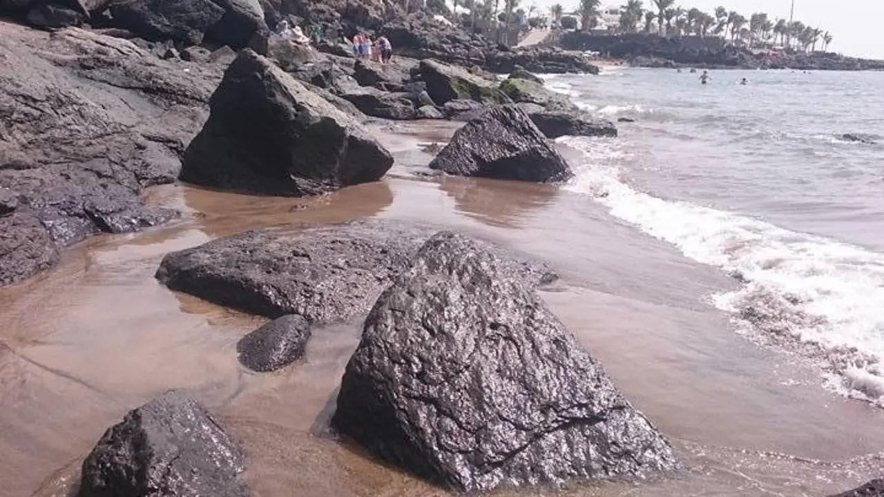 Playas de Puerto del Carmen sin arena