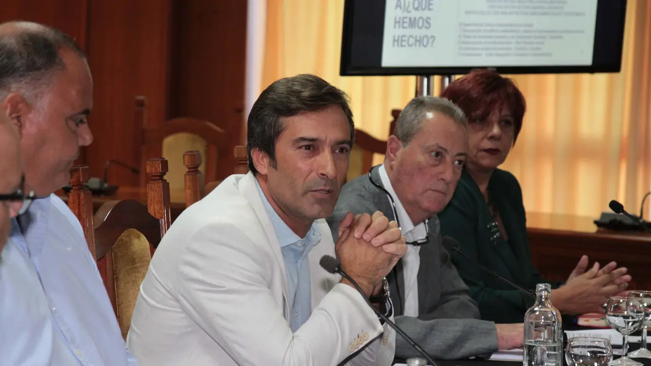 Pedro San Ginés dando cuenta de sus 8 años de gobierno