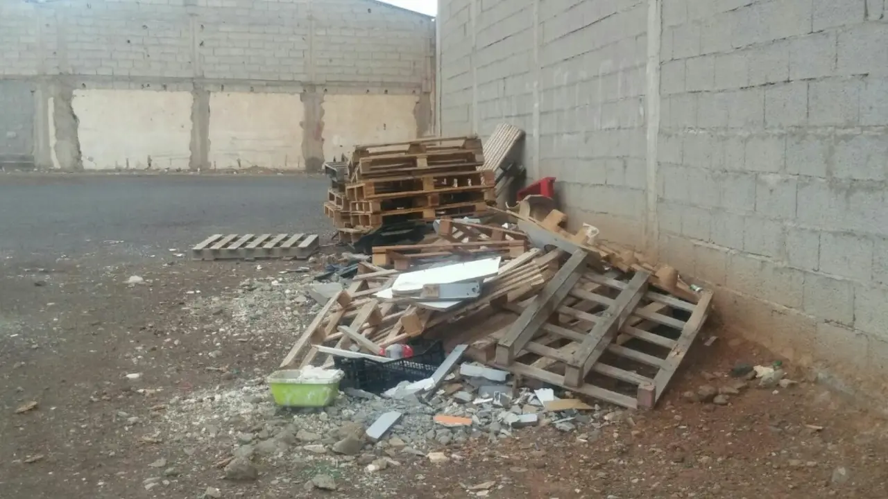 Amontonada la basura tras el Mandingo