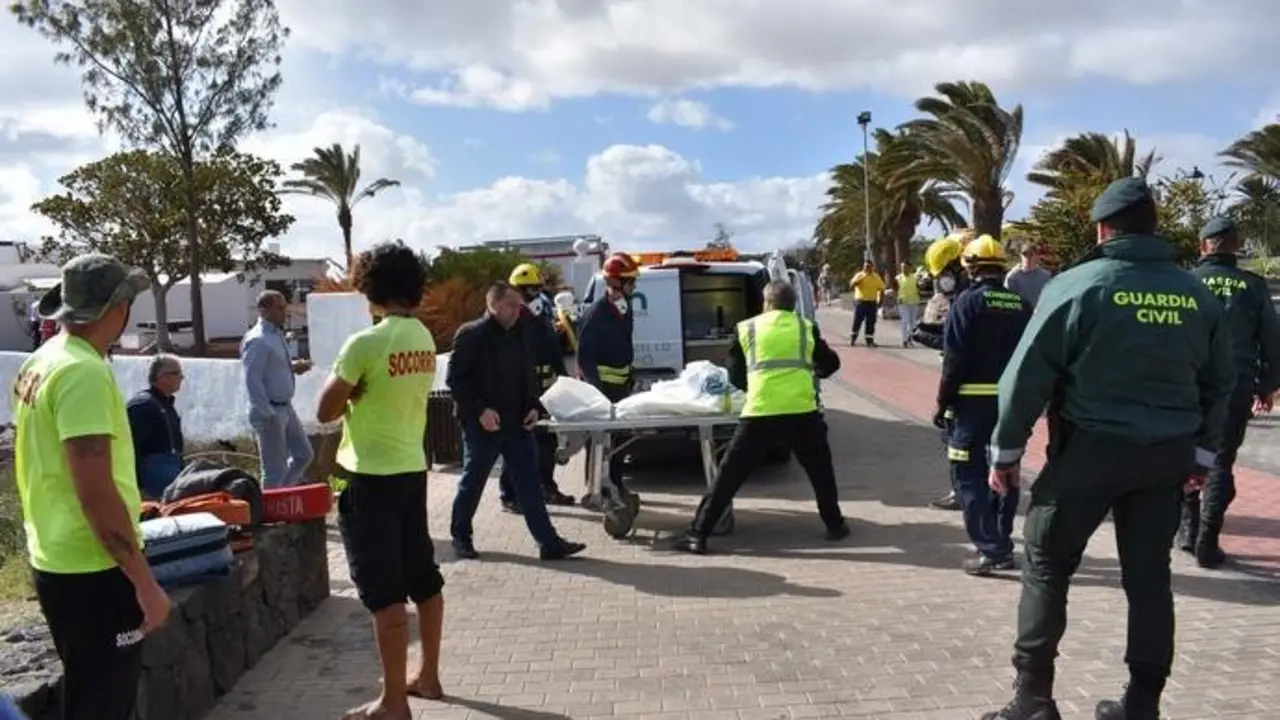 Desembarco de los cuerpos de los fallecidos