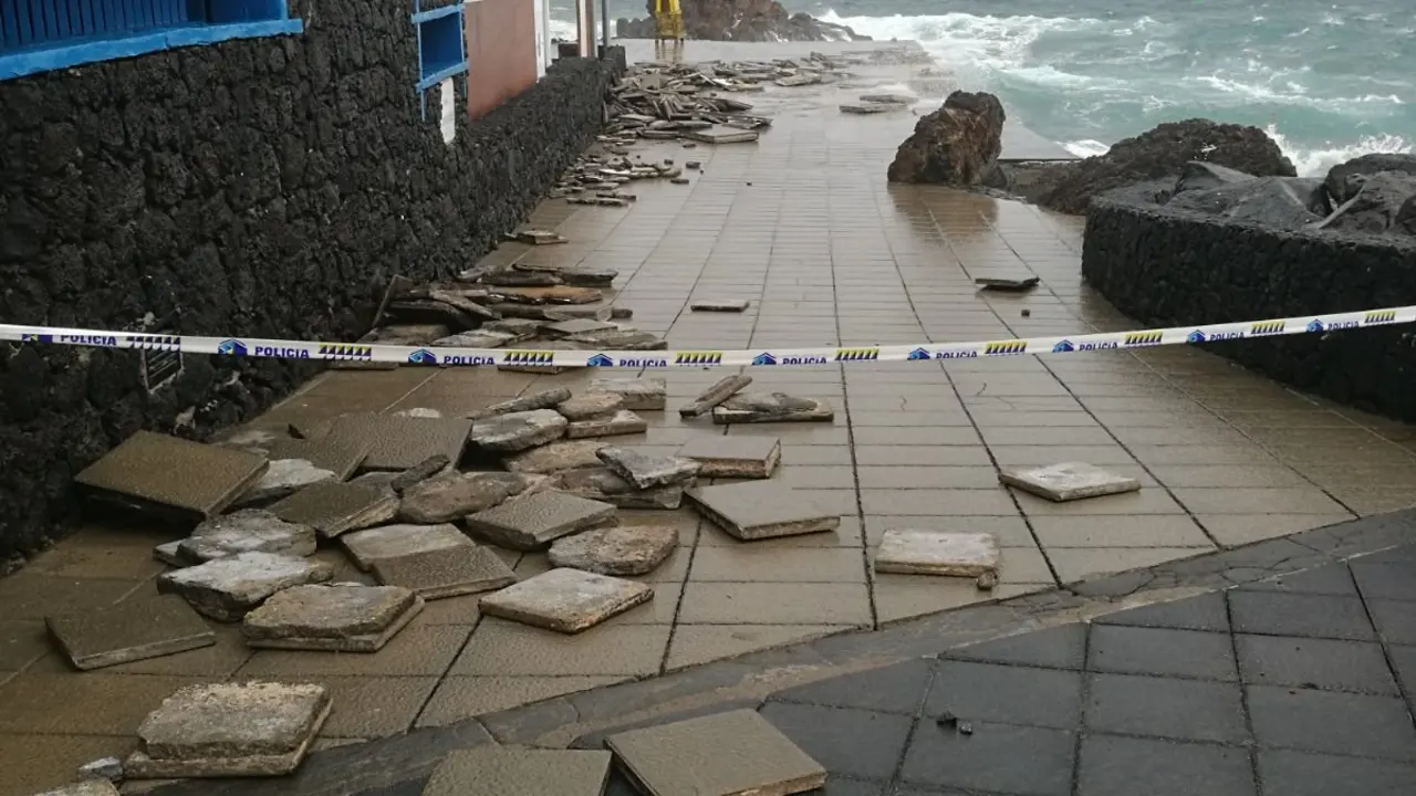 Daños en Puerto del Carmen