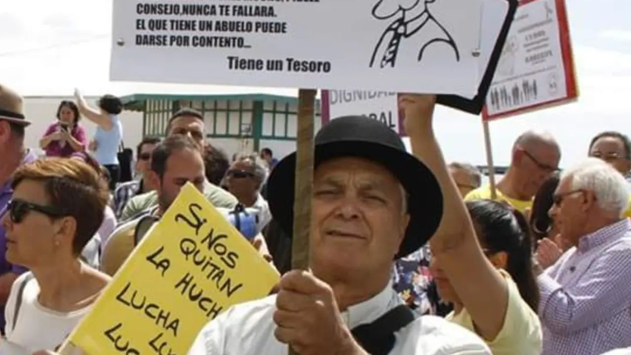 Manifestación en apoyo a los pensionistas 6