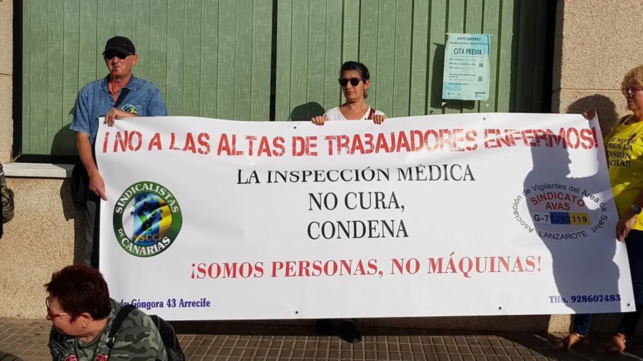 Concentración a las puertas del INSS