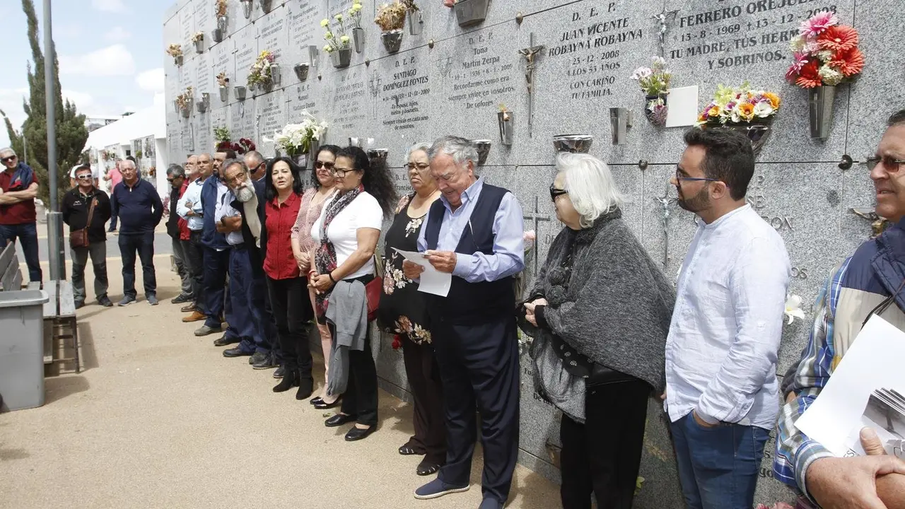 Encuentro de los trabajadores con Jesús Soto 2