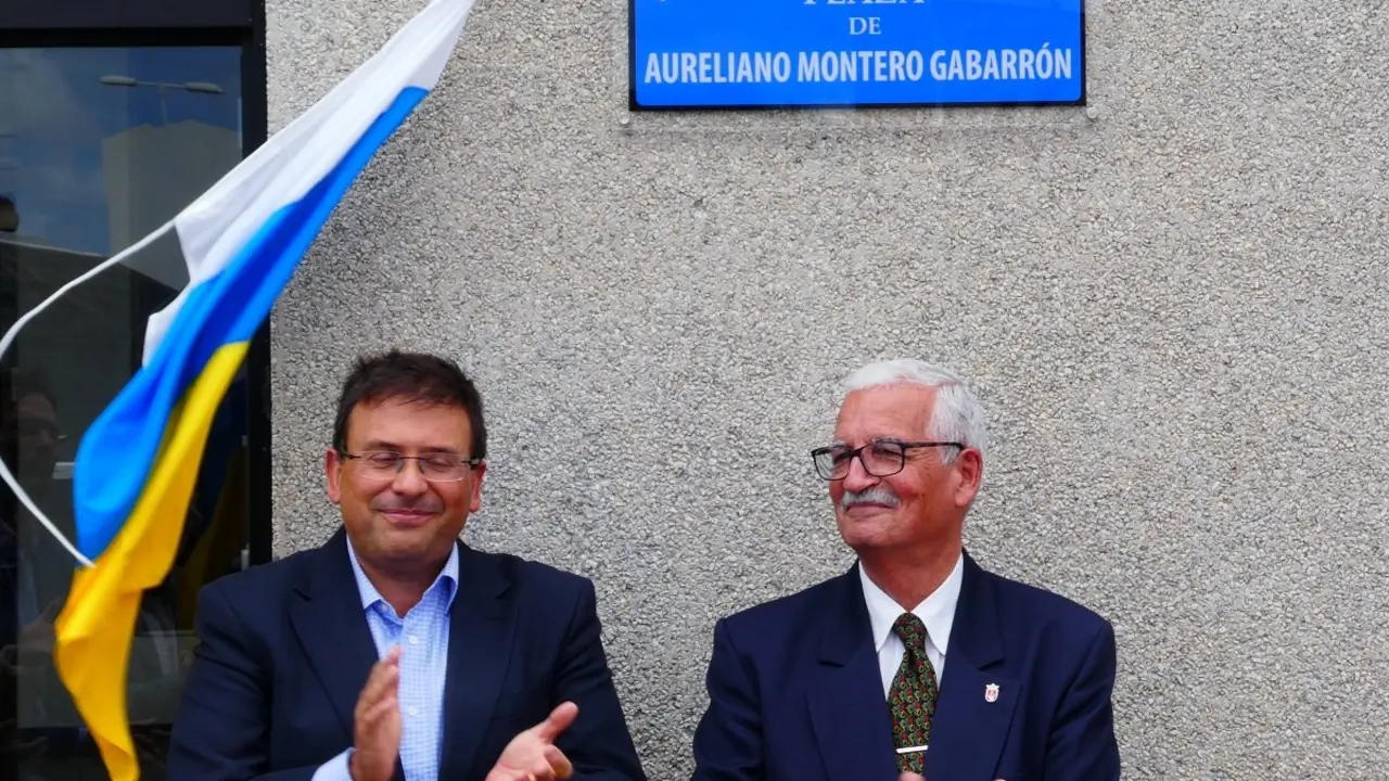 PuertodeArrecifePlacaAureliano2