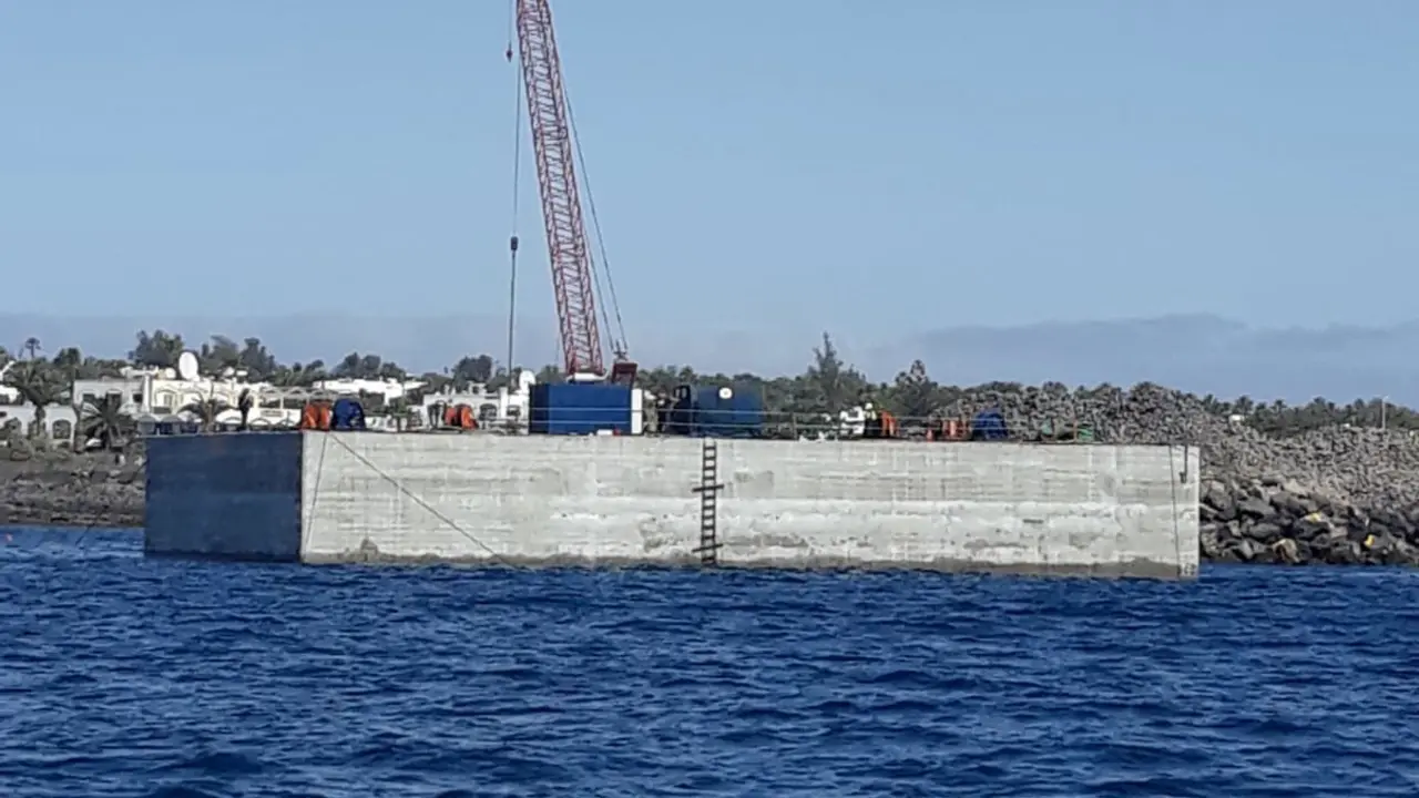 obras muelle Playa Blanca (2)