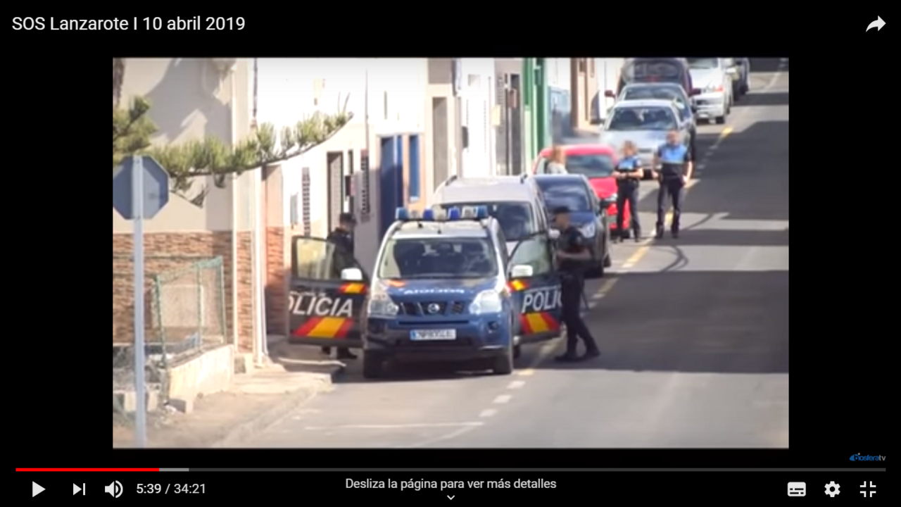 Policías en la vivienda 2
