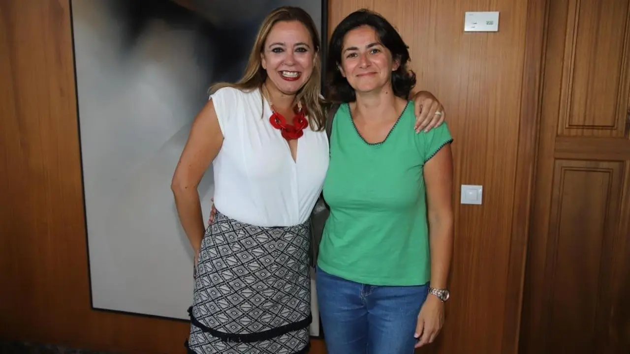 Noelia Umpiérrez y Loli Corujo