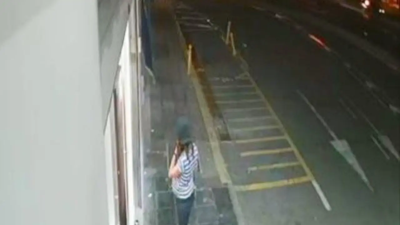 Joven que amenaza a los vecinos de Valterra