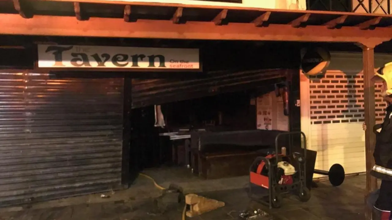 Incendio de un pub en Puerto del Carmen
