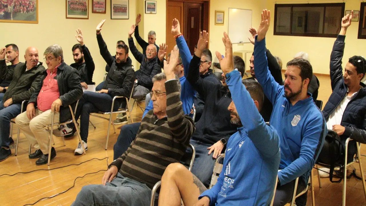 ASAMBLEA GENERAL EXTRAORDINARIA (5)