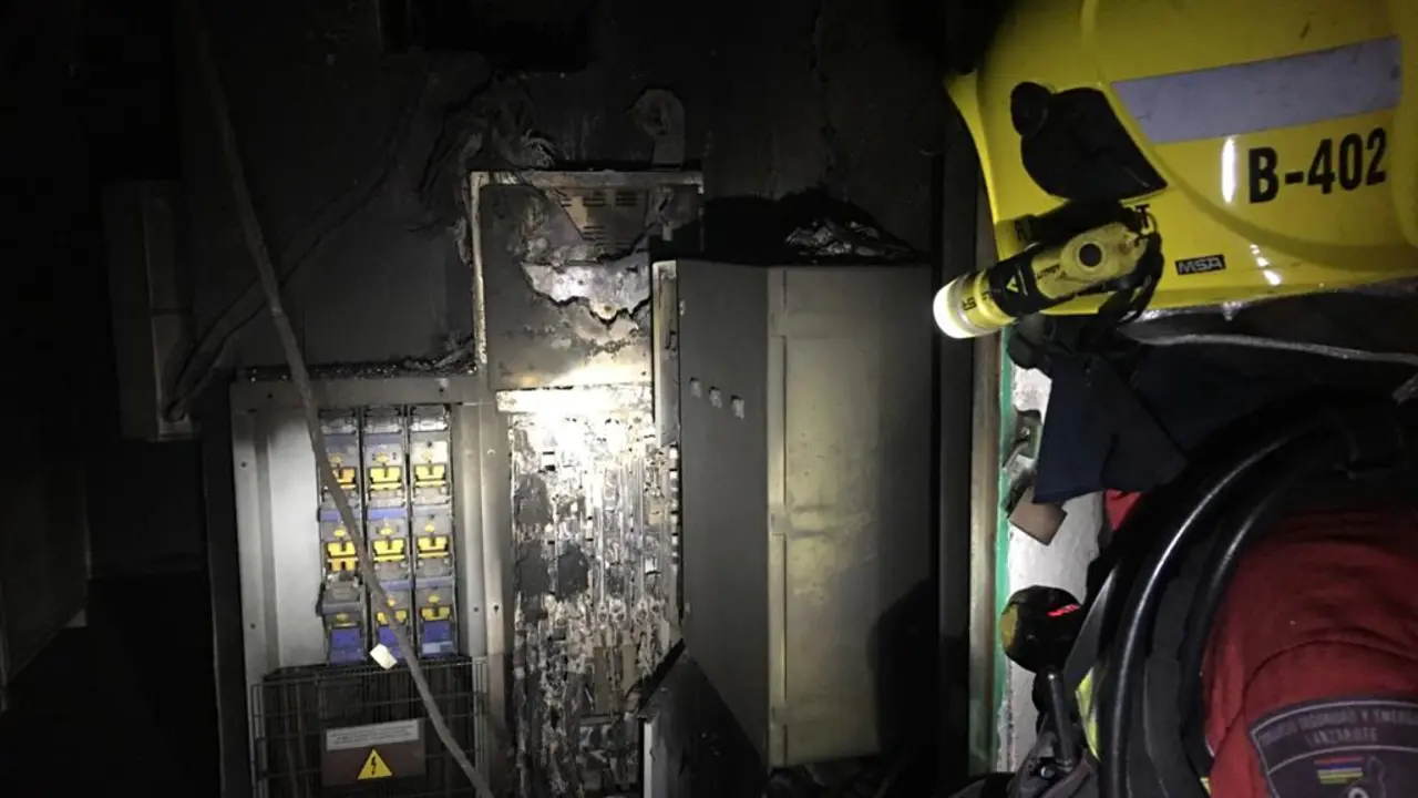 Incendio en el cuadro el&eacute;ctrico de Horinsa
