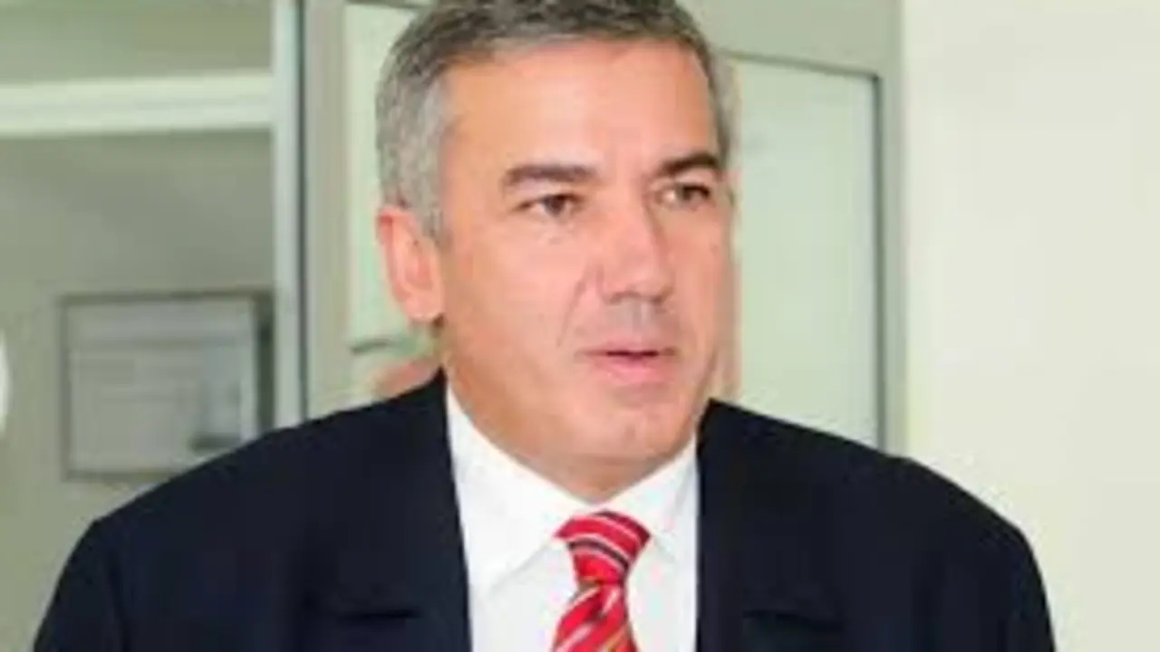 Lluis Serra