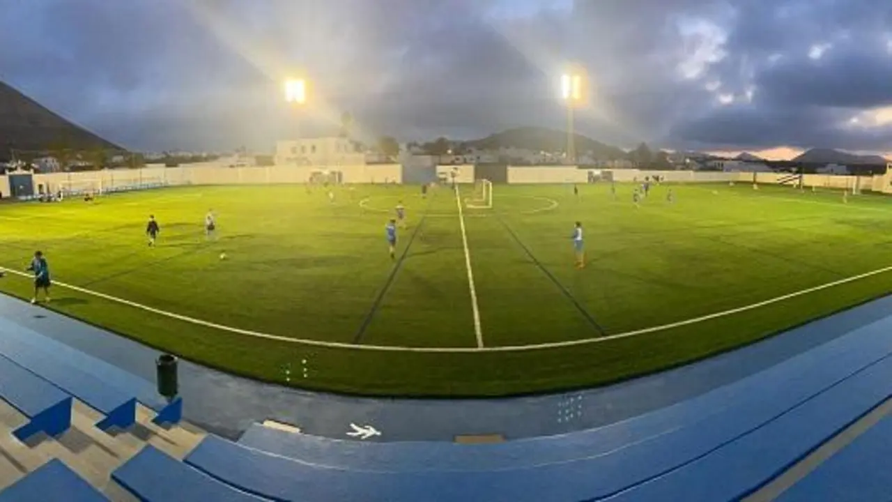 Campo de fútbol de Tinajo