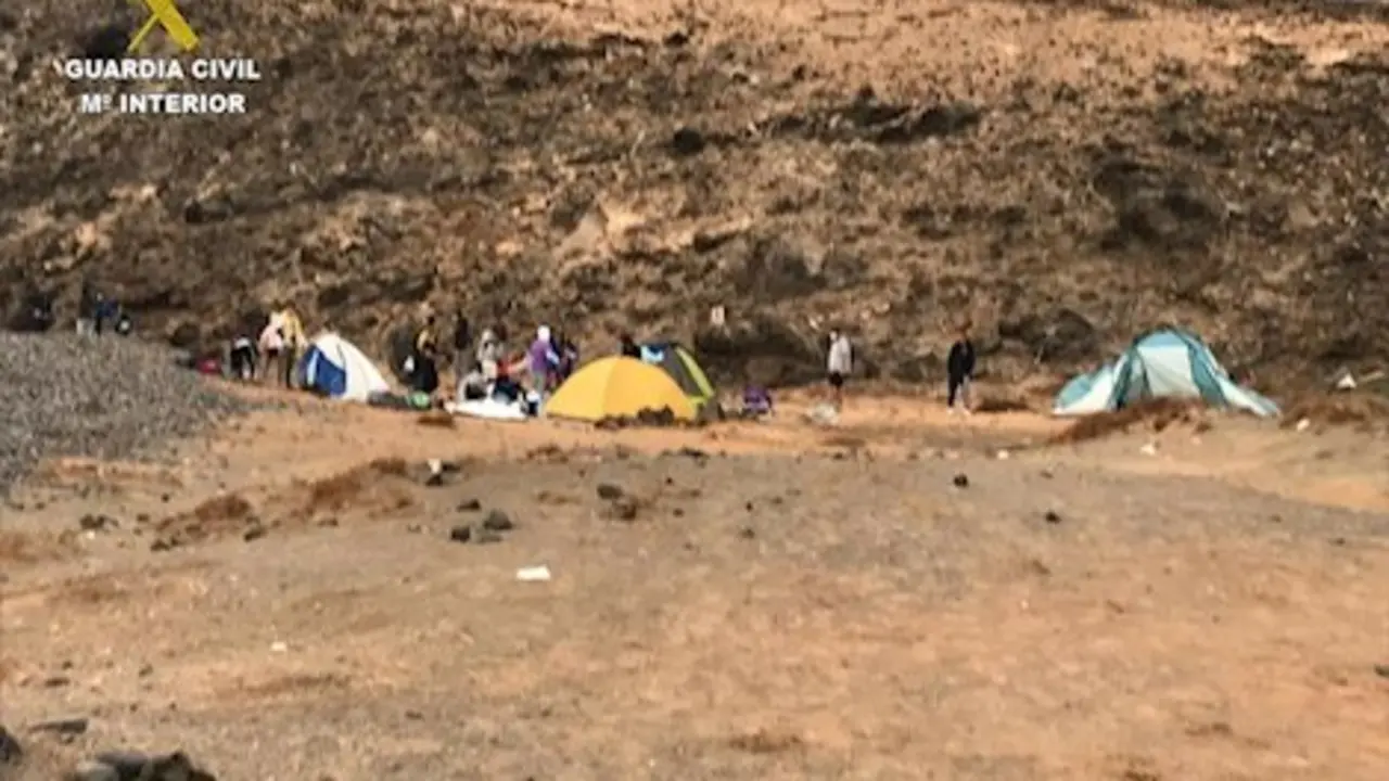 Campamento ilegal en Arrieta