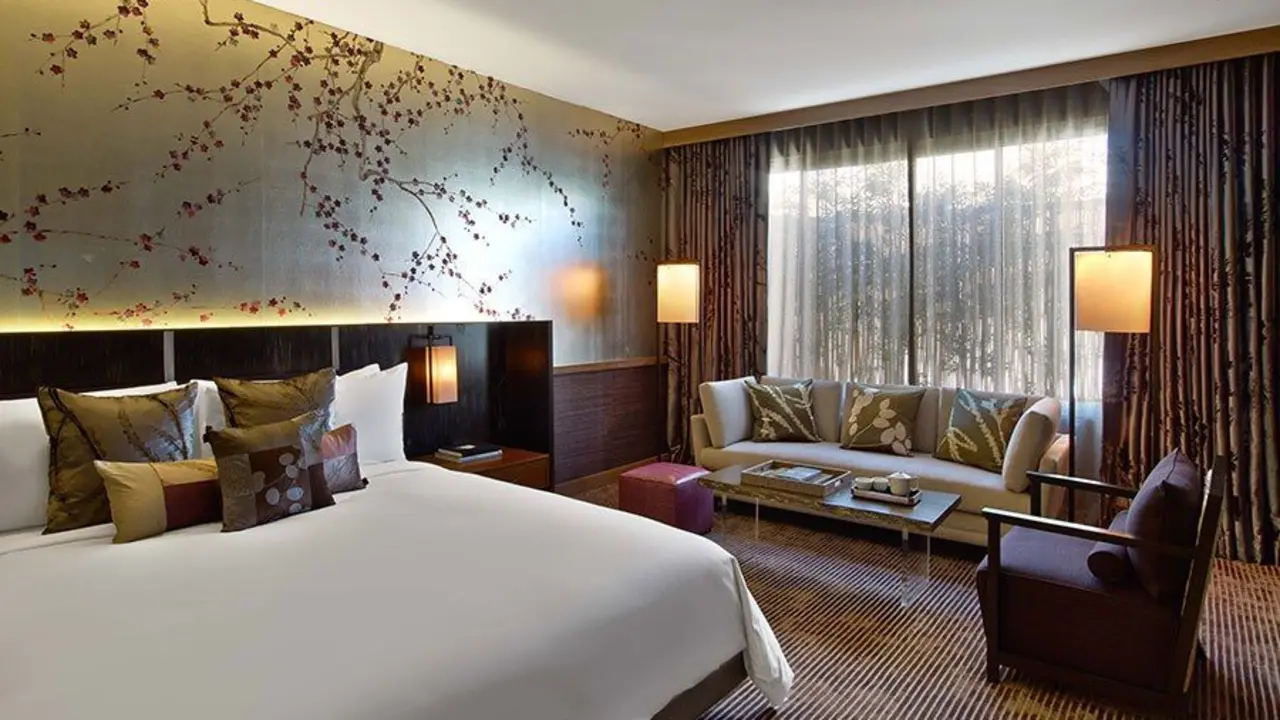 Nobu Hotel
