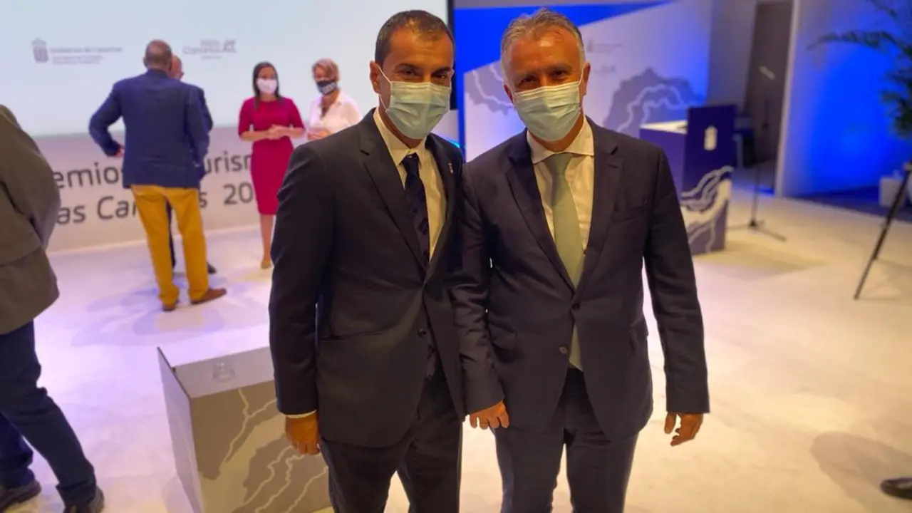 Mame Fernández con Presidente Gobierno canario