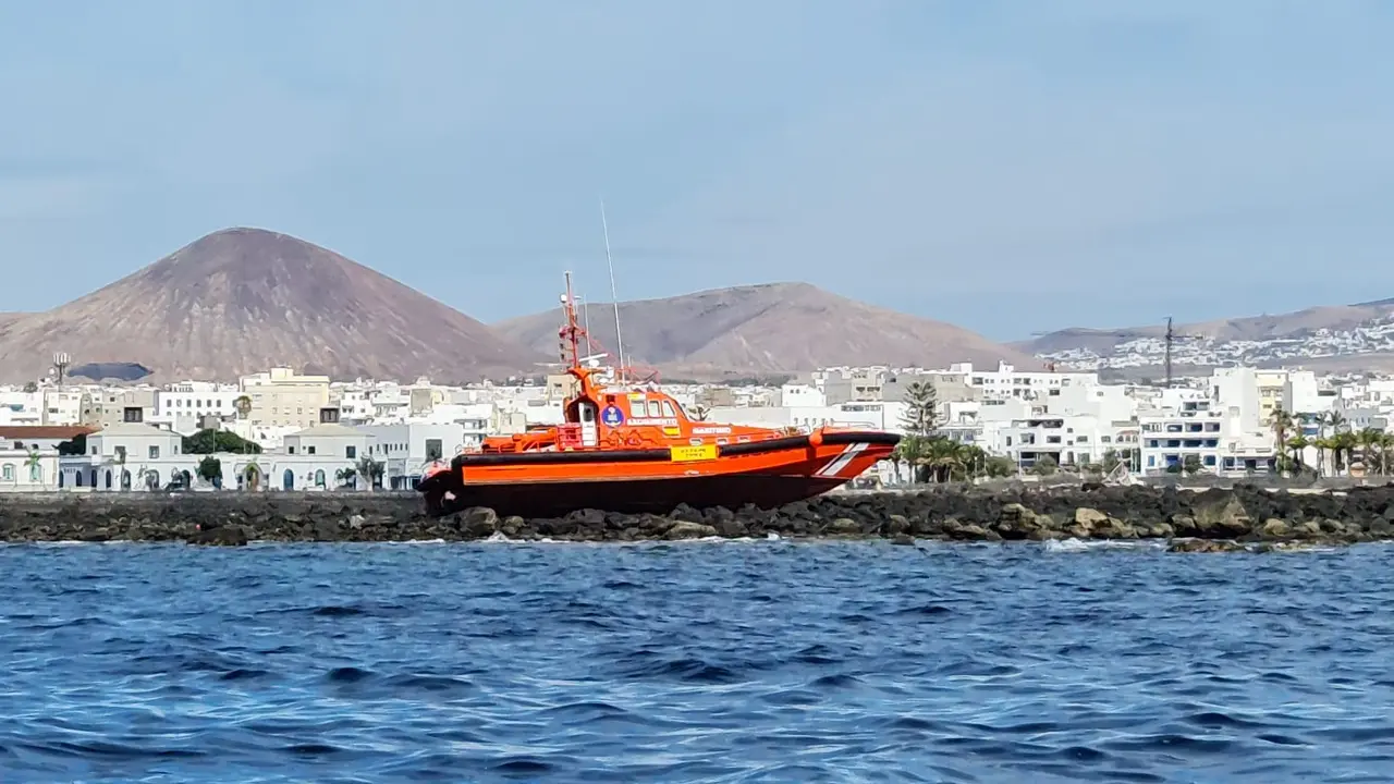 Salvamar embarrancado