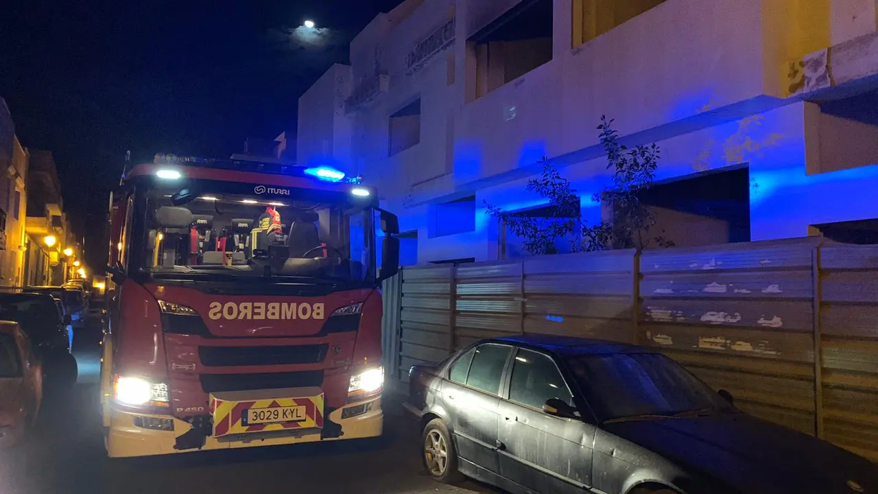 Incendiadas dos viviendas en obras