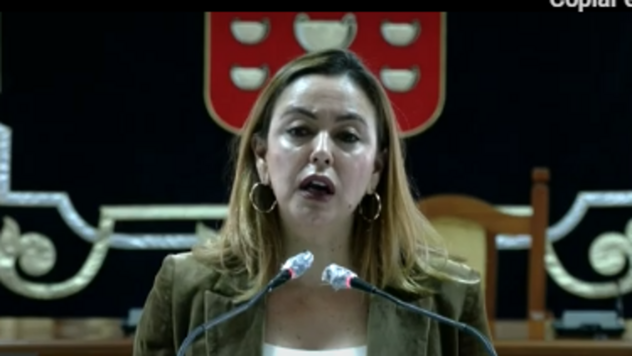 Rueda de prensa de Loly Corujo