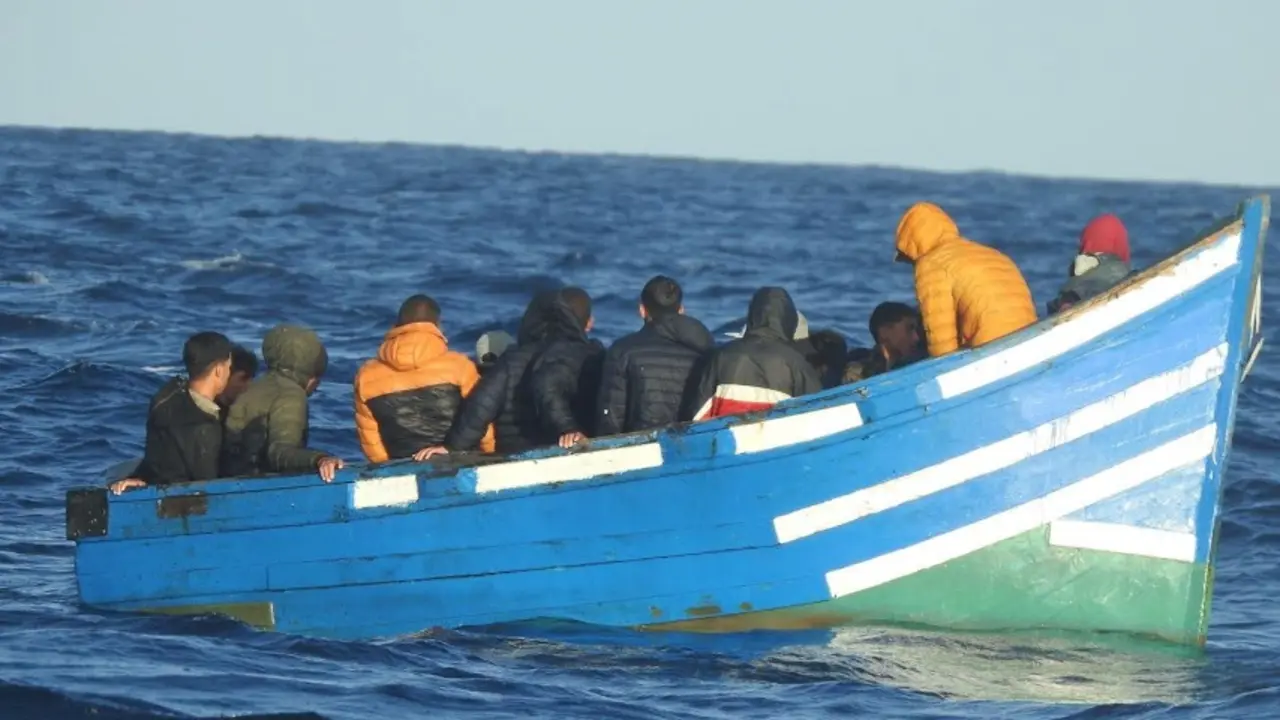 Patera junto a Roque del Este