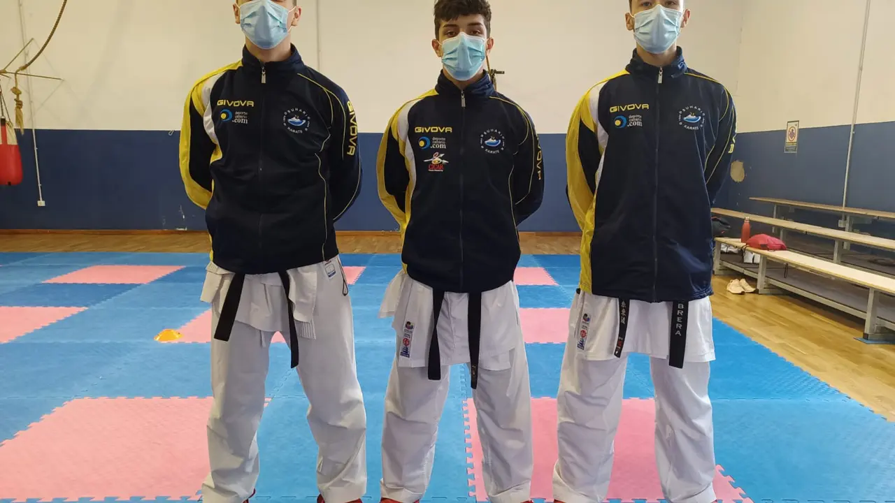 Escuela de Karate Suhari T&iacute;as