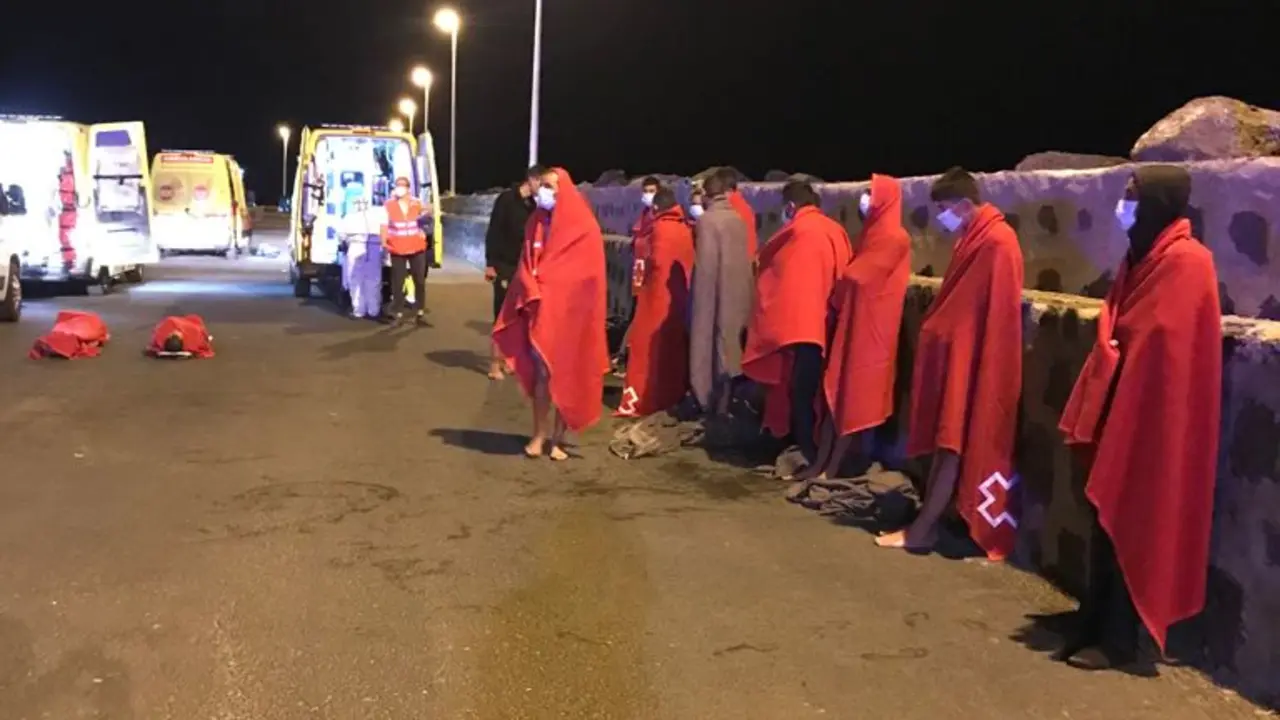 Inmigrantes desembarcados en el Muelle Comercial