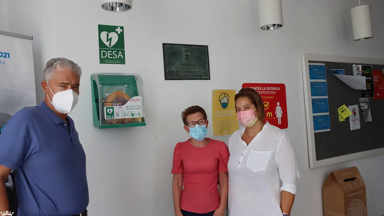 Colocación de desfibriladores en instalaciones municipales 2