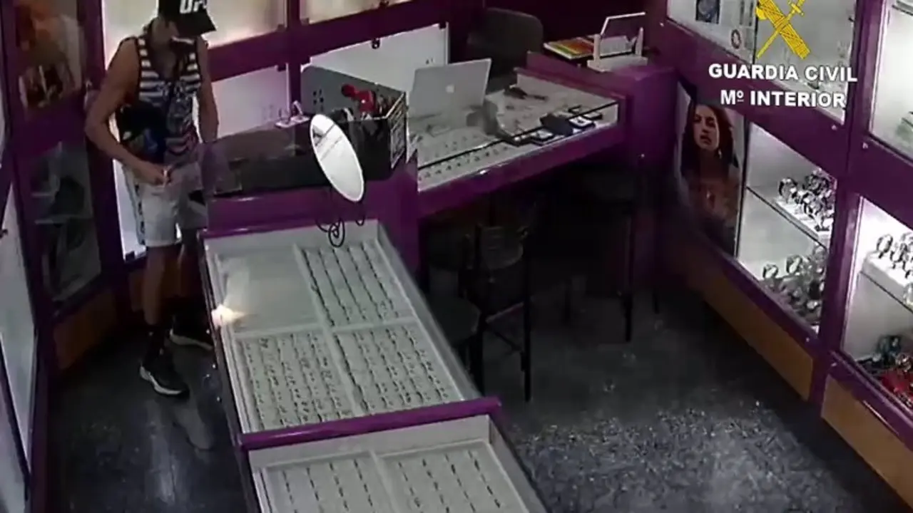 Momento en que perpetraba el delito