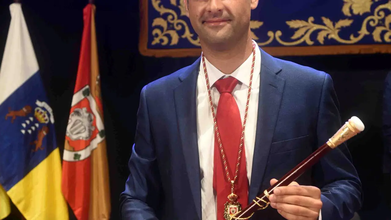 ALEXIS TEJERA ALCALDE DE SAN BARTOLOMÉ 15 06 2019