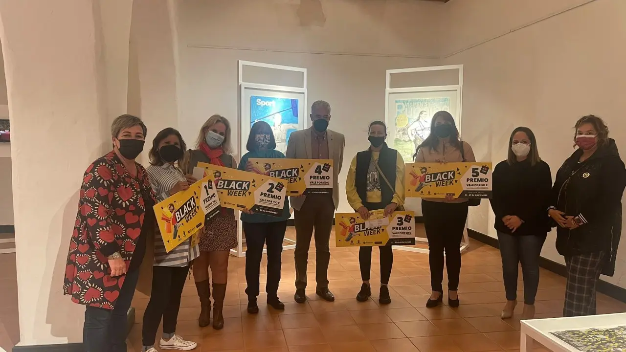 Entrega de cheques regalo del Black Week