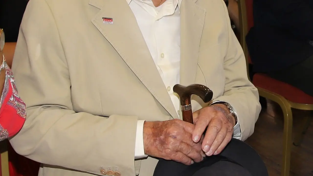 Carlos Manrique Cabrera