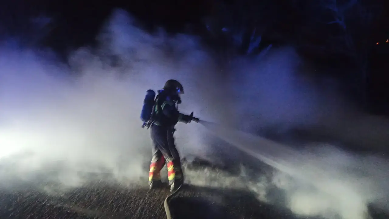 Cinco nuevos contenedores incendiados en Tías