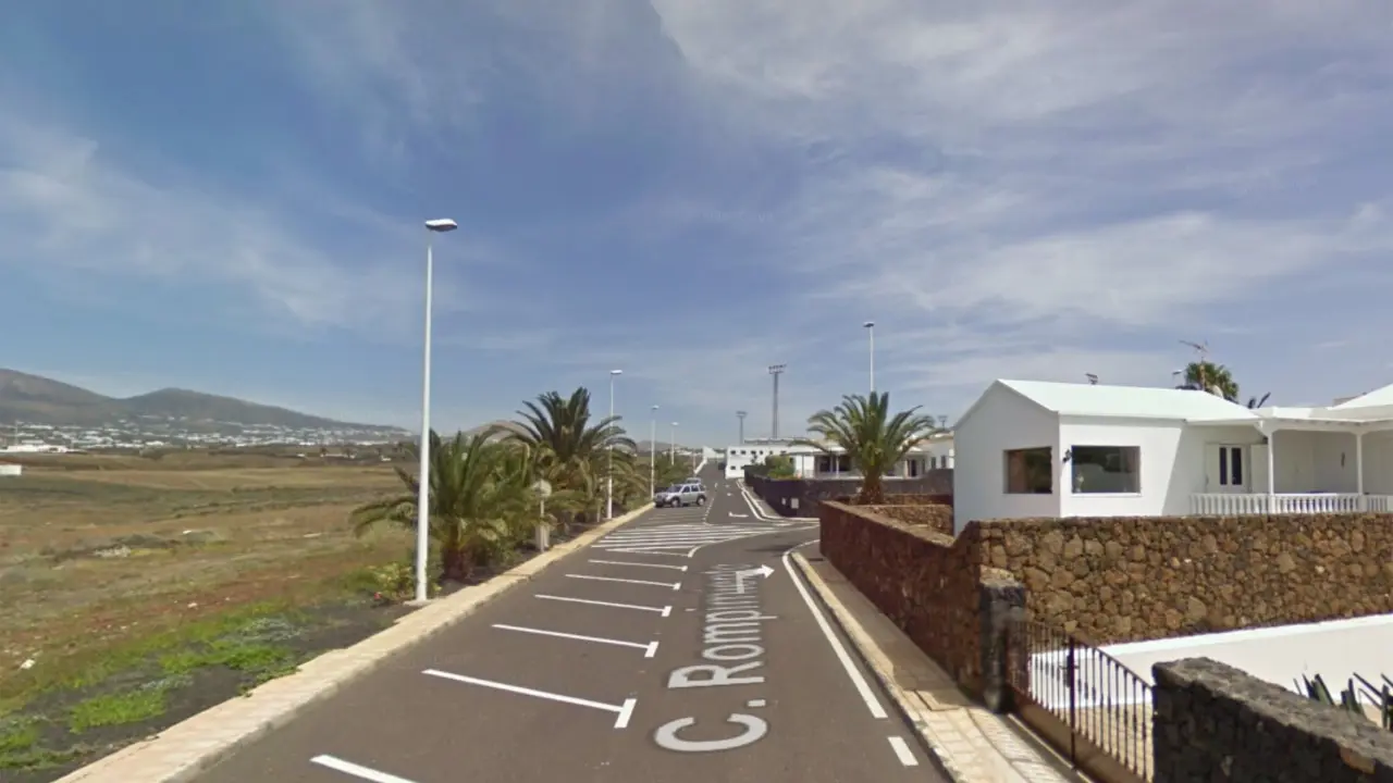 Reasfaltado de calles en Puerto del Carmen