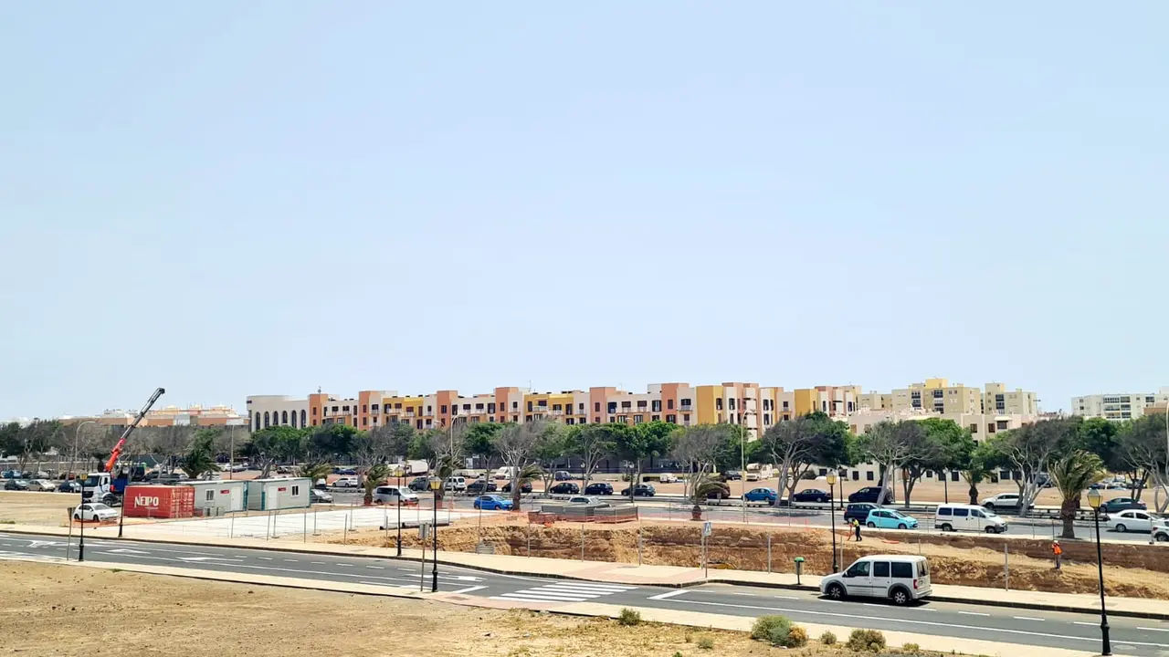 Parcela en la que se va a construir ALDI