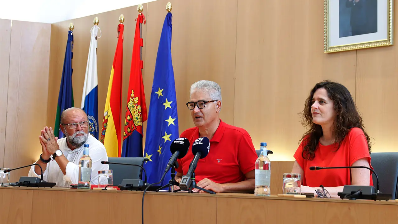 Firma convenio Tías
