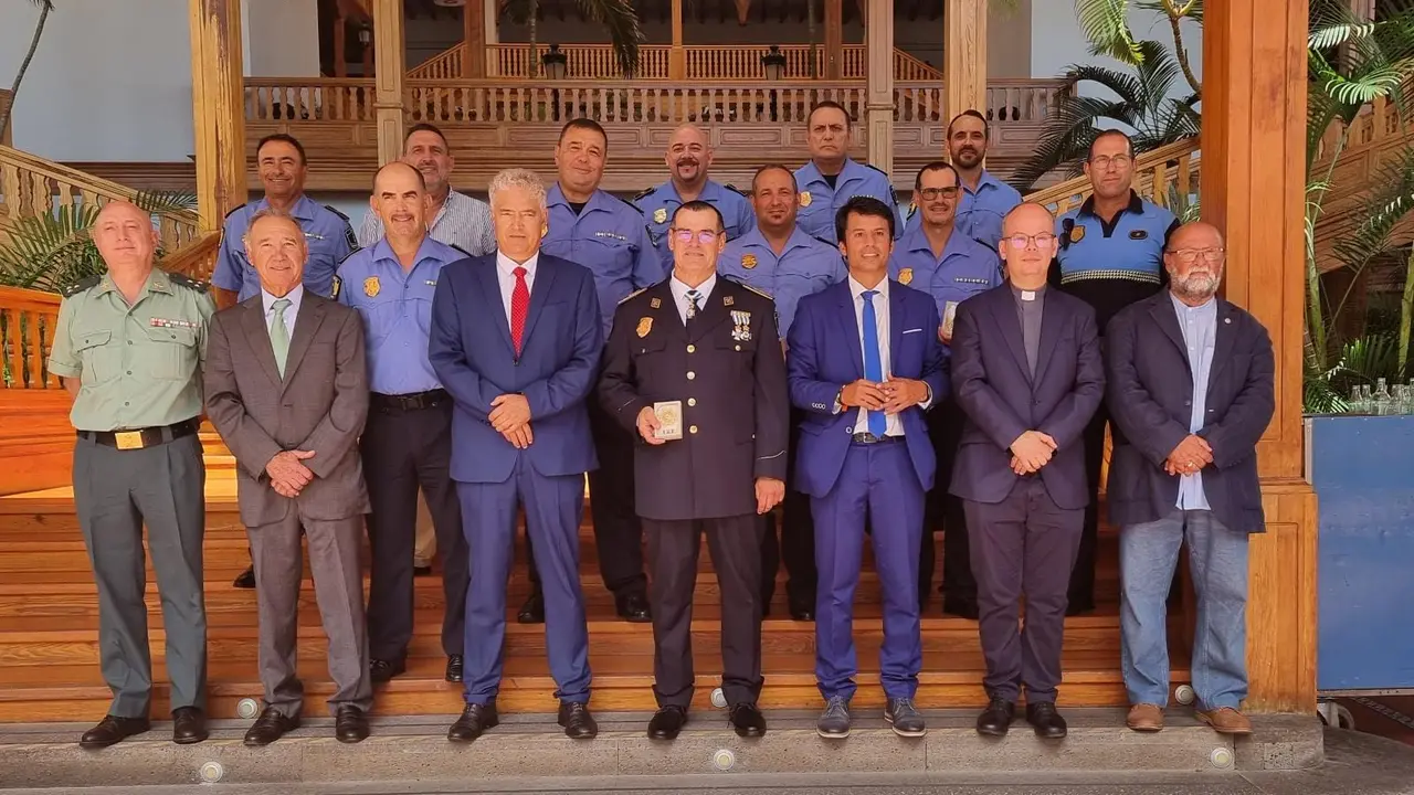Celebraci&oacute;n del Patr&oacute;n de la Policia de T&iacute;as 3