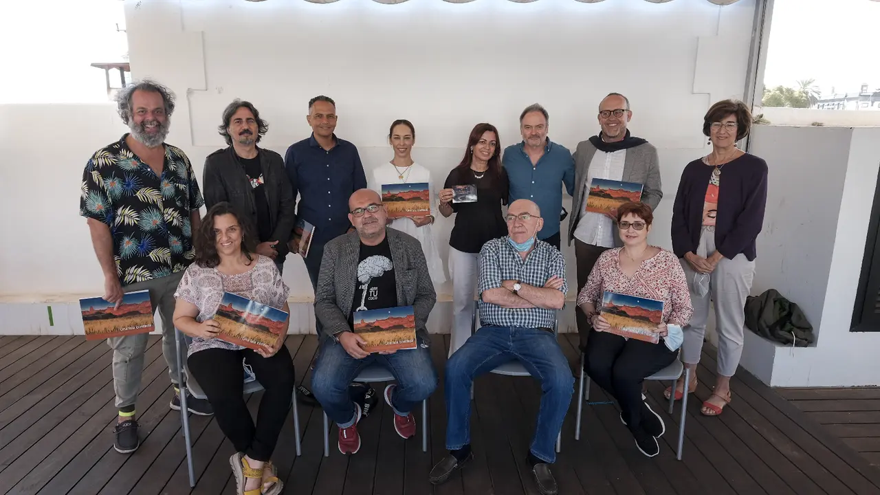 LAS PALMAS DE GRAN CANARIA. 28/10/21. Presentación proyecto editorial Una isla contada. Antología para recorrer Gran Canaria.