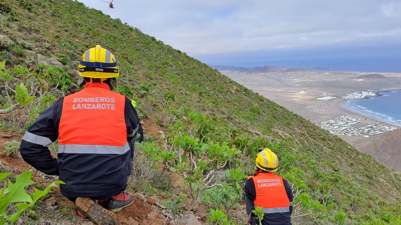 Rescatado el cadáver de una mujer en el Risco de Famara