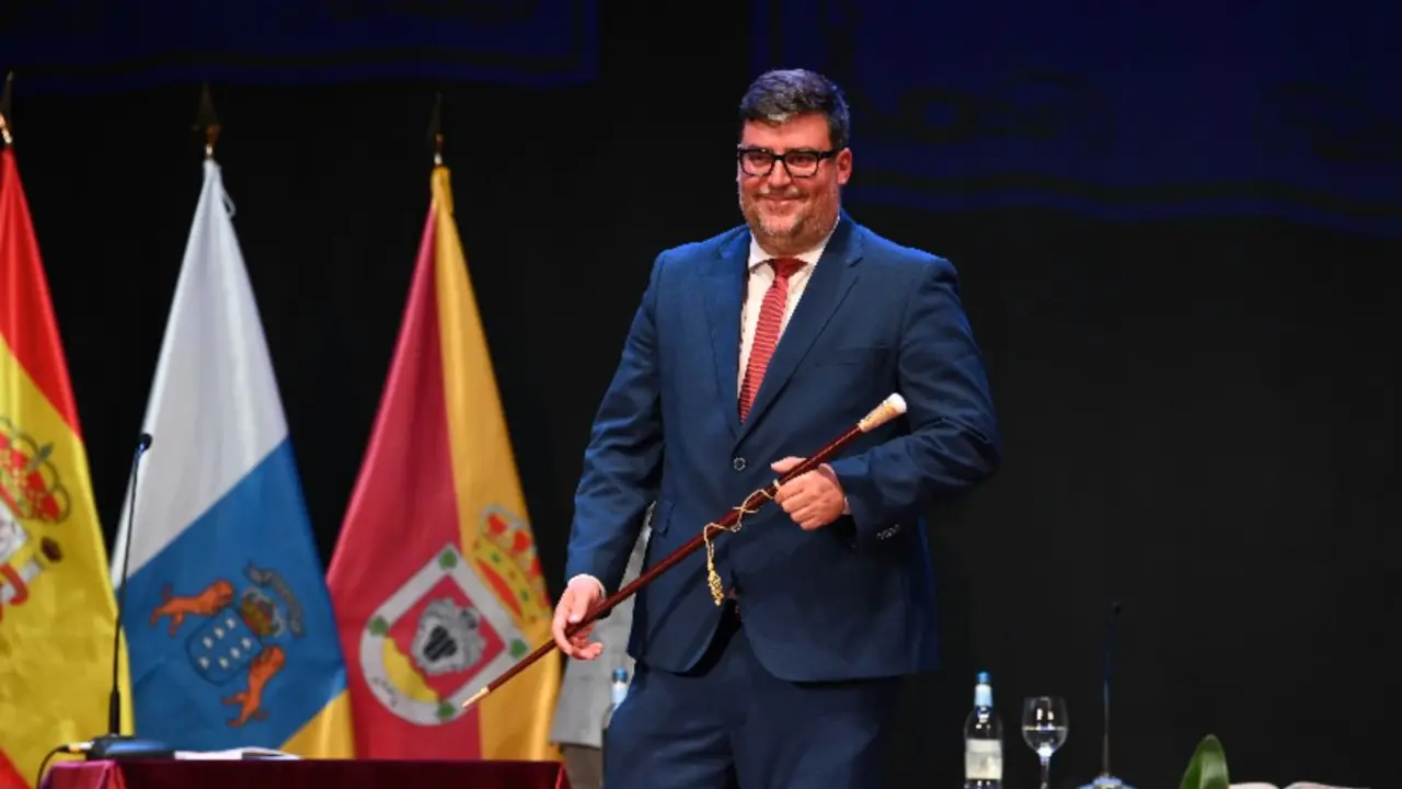 Pleno de constitución San Bartolomé13