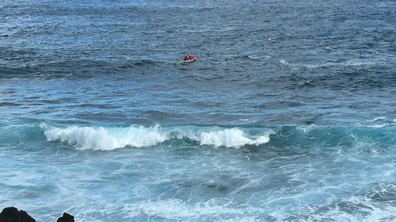 Rescate del cuerpo del pescador muerto