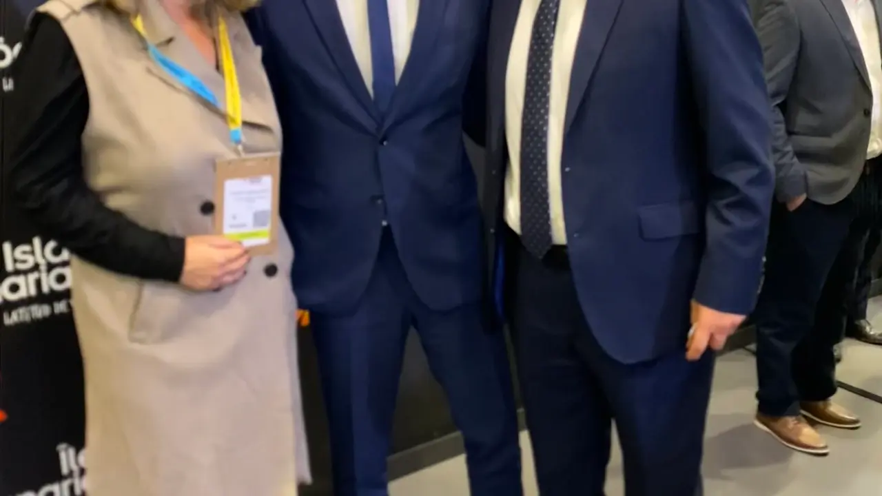 Alcalde de T&iacute;as en la Feria de Turismo de Londres